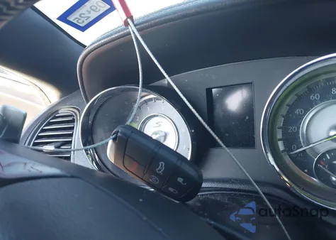 2013 Chrysler 300 300S from USA, damaged, VIN 2C3CCABT6DH608418